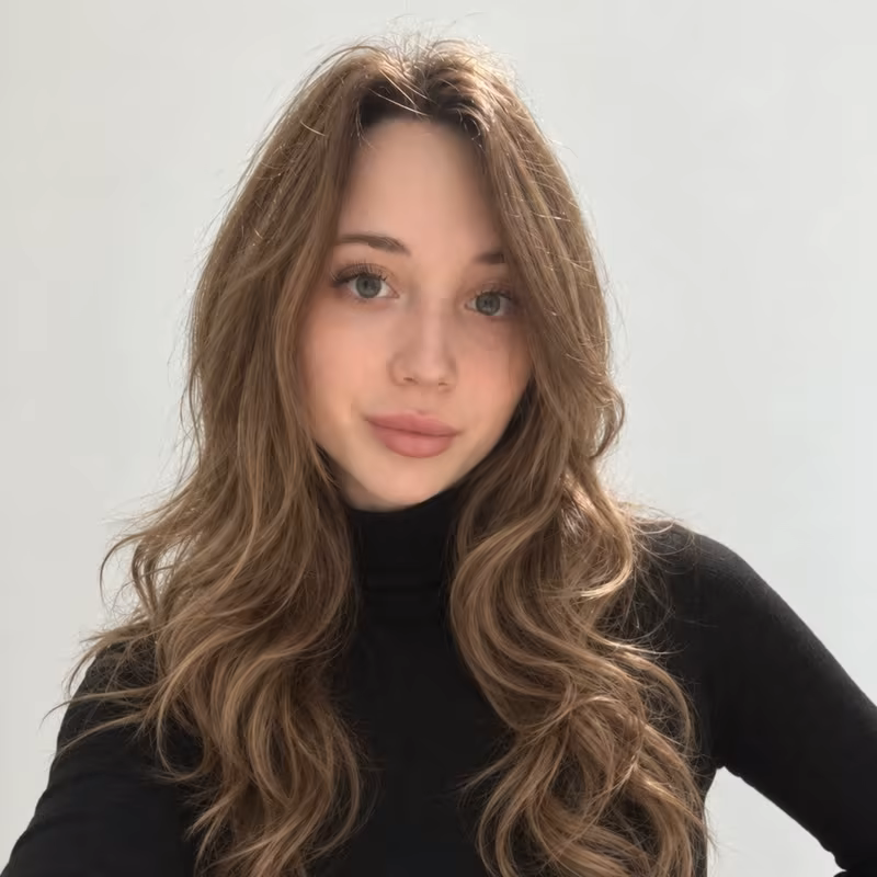 Мария, продавец